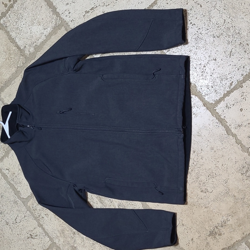 Kirkland Water-repellent Jacket Size M